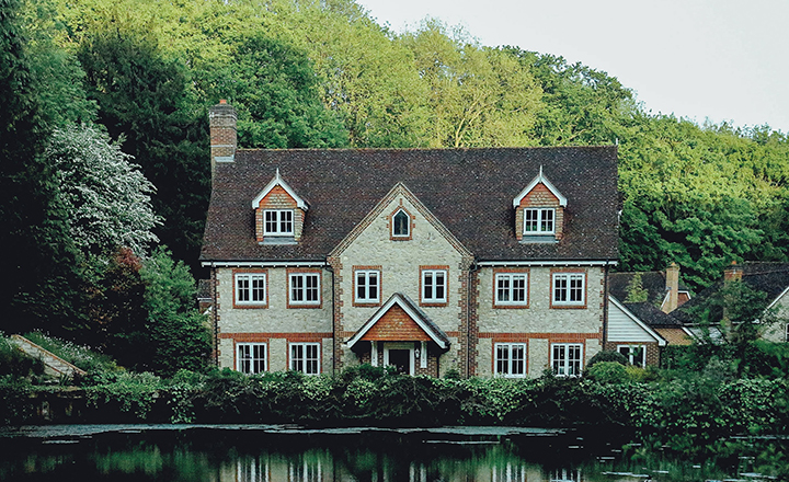 Apartments by the Sea and Lakes