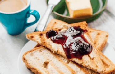 Pull-Apart Banana Bread: A Brunch Favorite