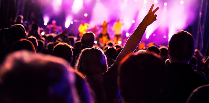 From Vinyl to Spotify: How Music Clubs Have Changed Over the Years