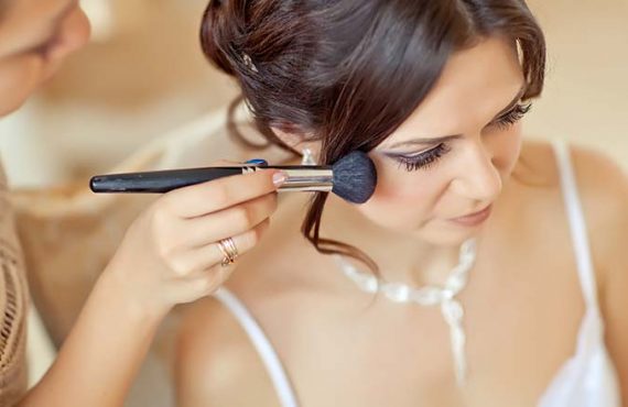 How To Do Makeup For The First Time.