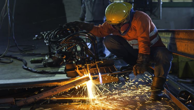 How to Calibrate a Miter Saw: Pro Guide