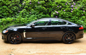 XF-R-Sport-Black-2015-33
