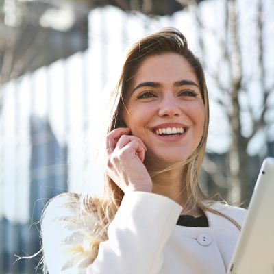 businesswoman-call-career-789822