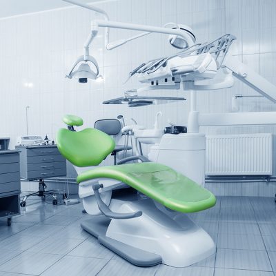 shutterstock_226929562_dentist chair dentist